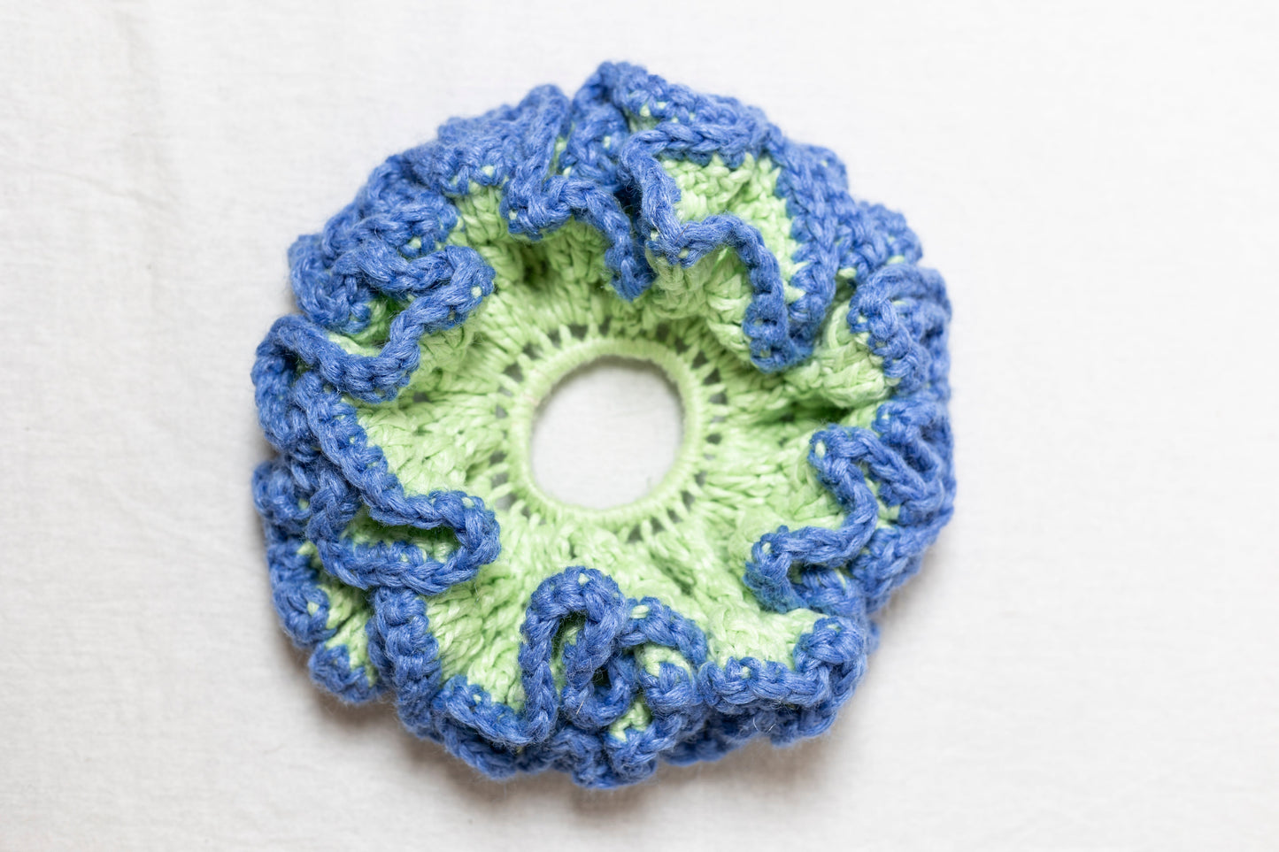 SEAFOAM SCRUNCHIE