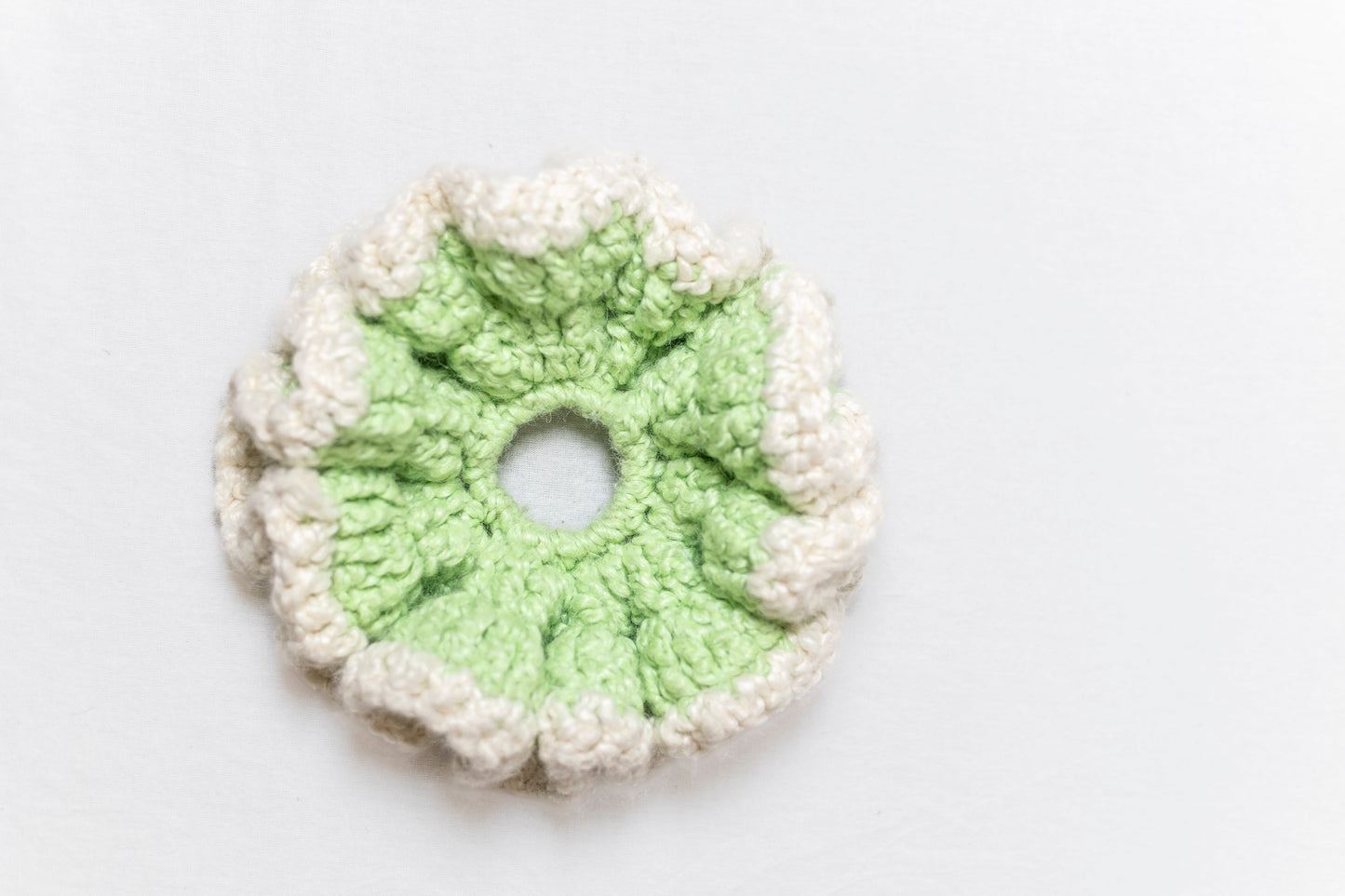 MINT BLUM SCRUNCHIE