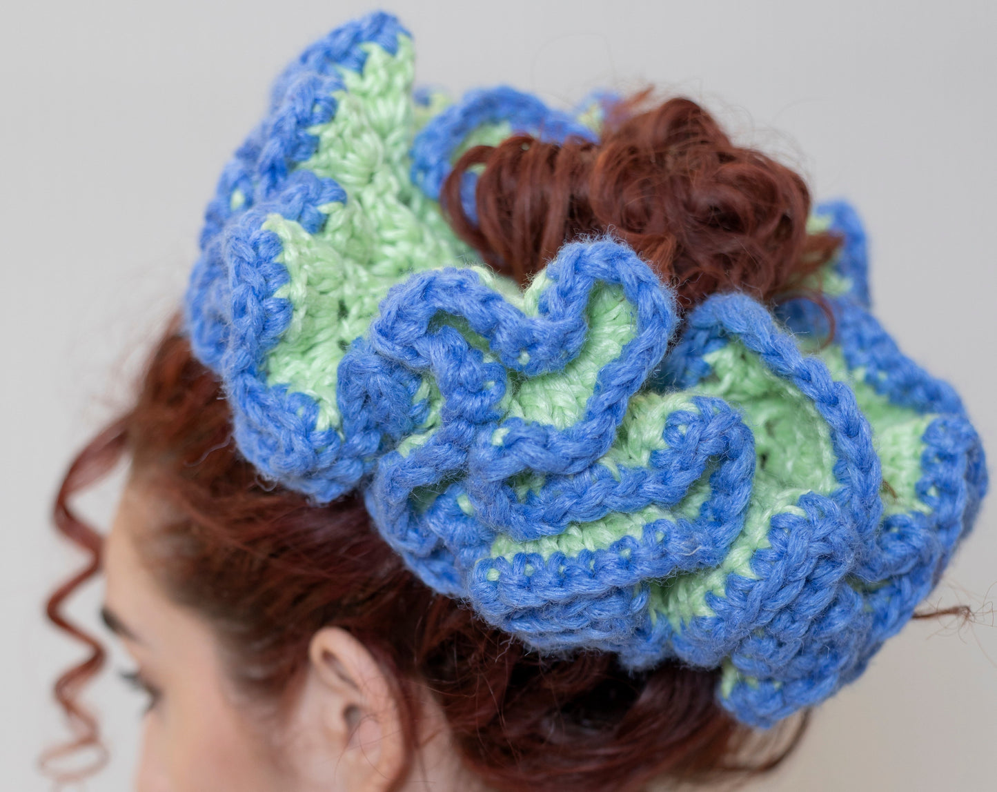 SEAFOAM SCRUNCHIE
