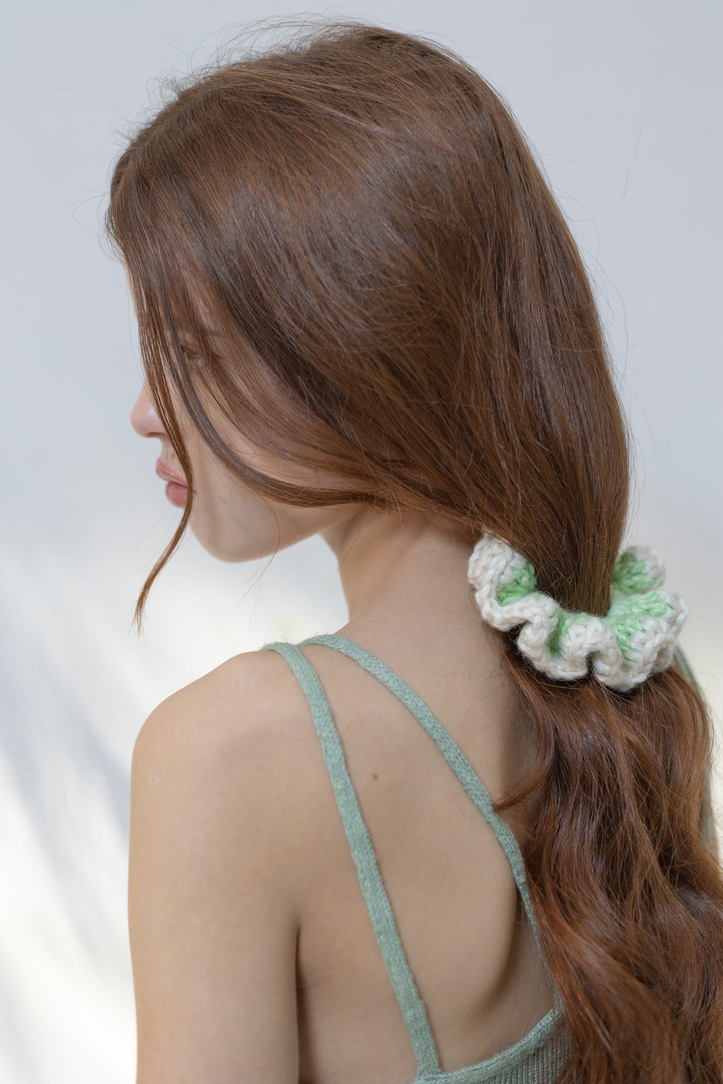 WHIZZY GREEN AND WHITE SCRUNCHIE