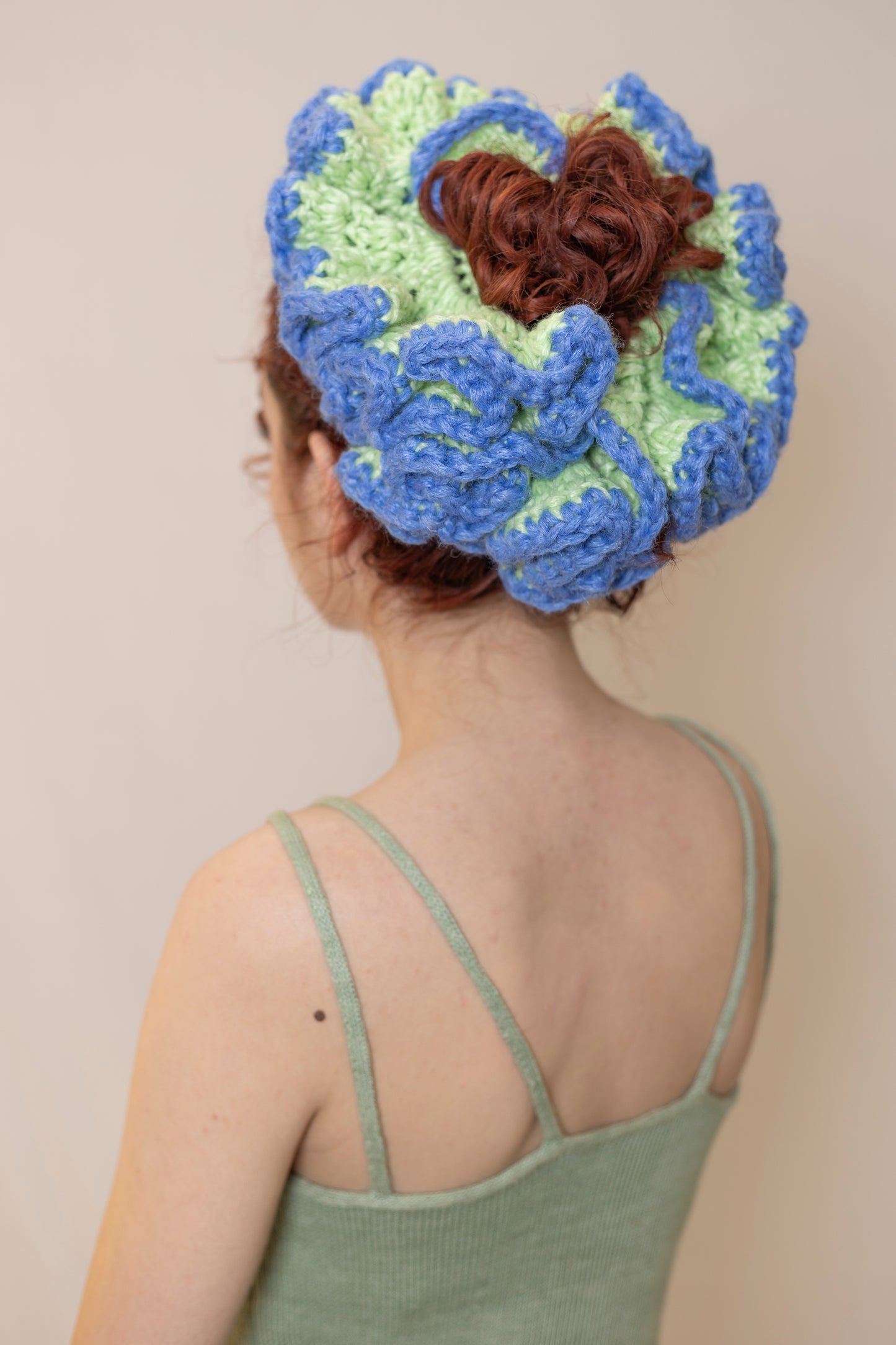 SEAFOAM SCRUNCHIE