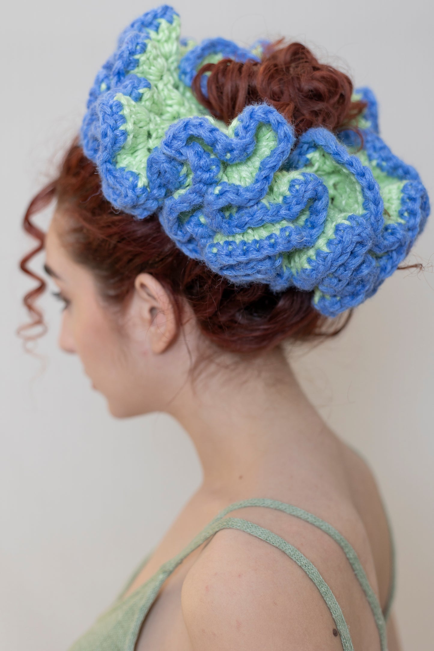 SEAFOAM SCRUNCHIE